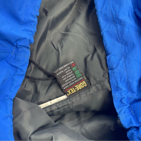 Taiga Vintage Blue Gore-Tex Jacket - size XL - Picture 2 of 7